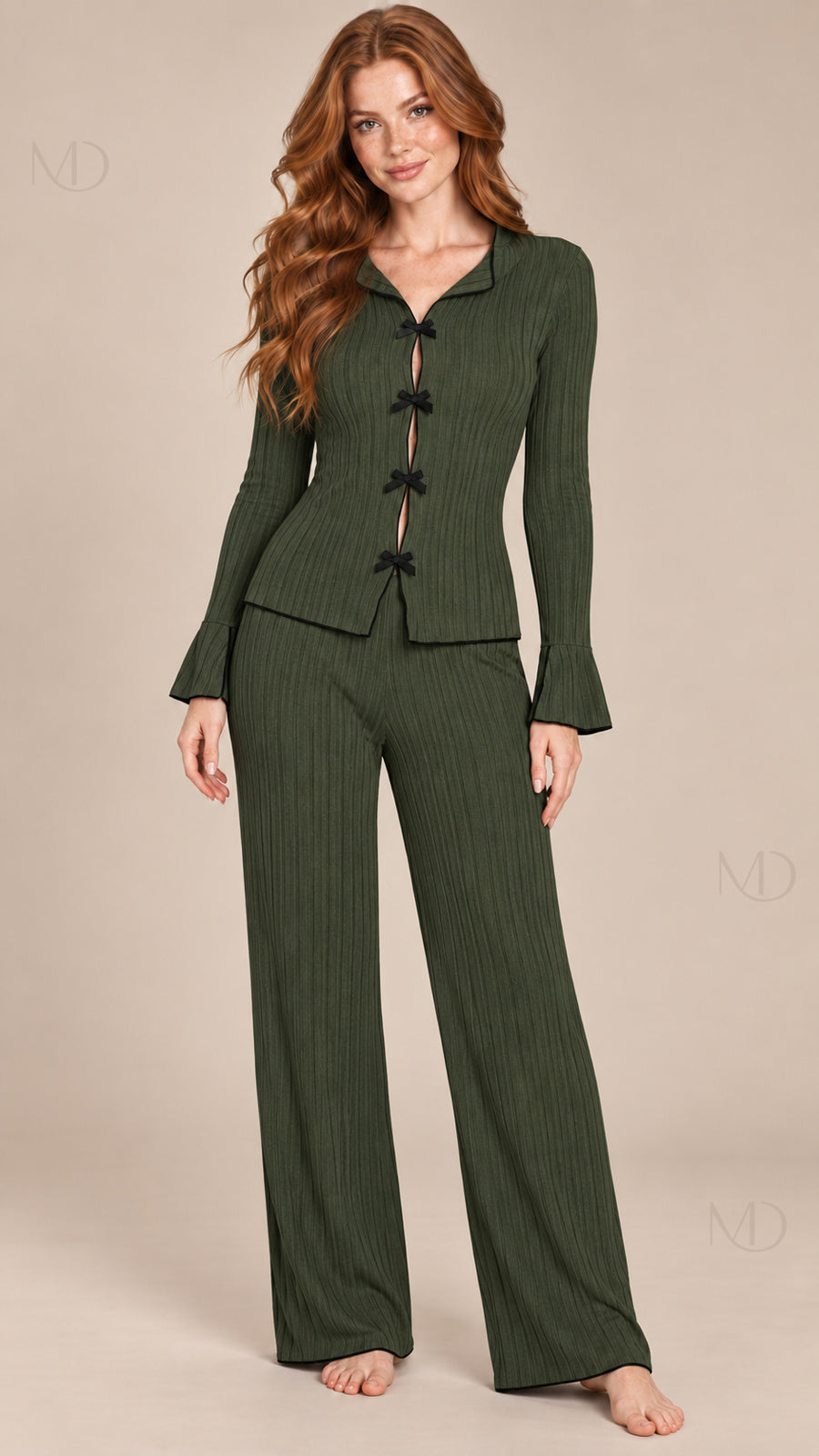Vera Ribbed Bow Pajama Set green model front
