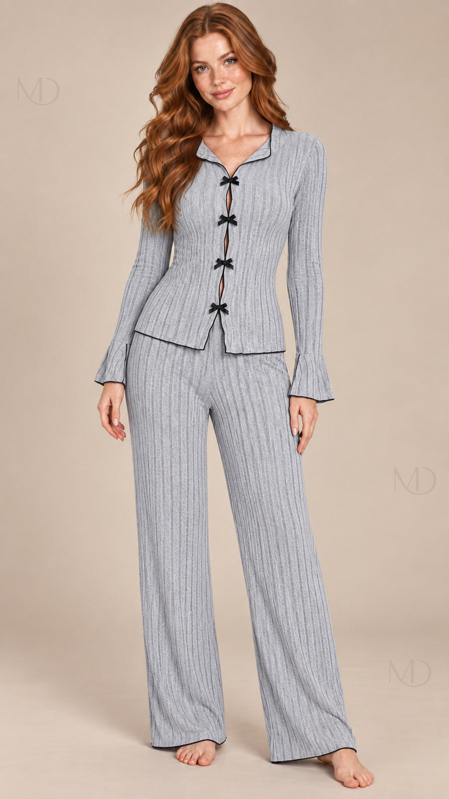 Vera Ribbed Bow Pajama Set grey model front